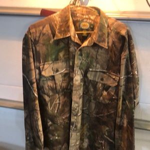 Cabelas Outdoor Gear Realtree camo Shirt
